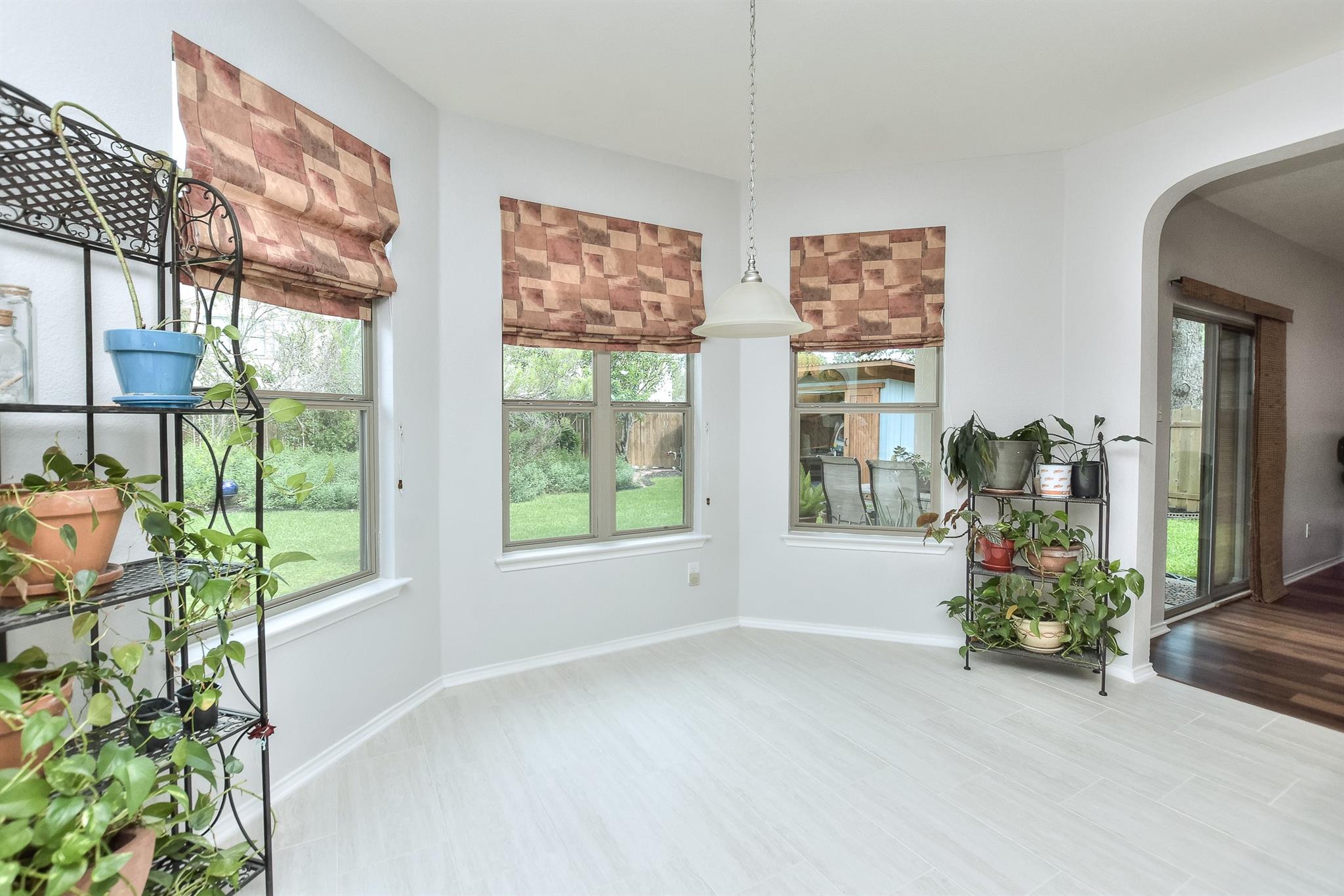 4913 Woodstock Drive Georgetown TX 78633