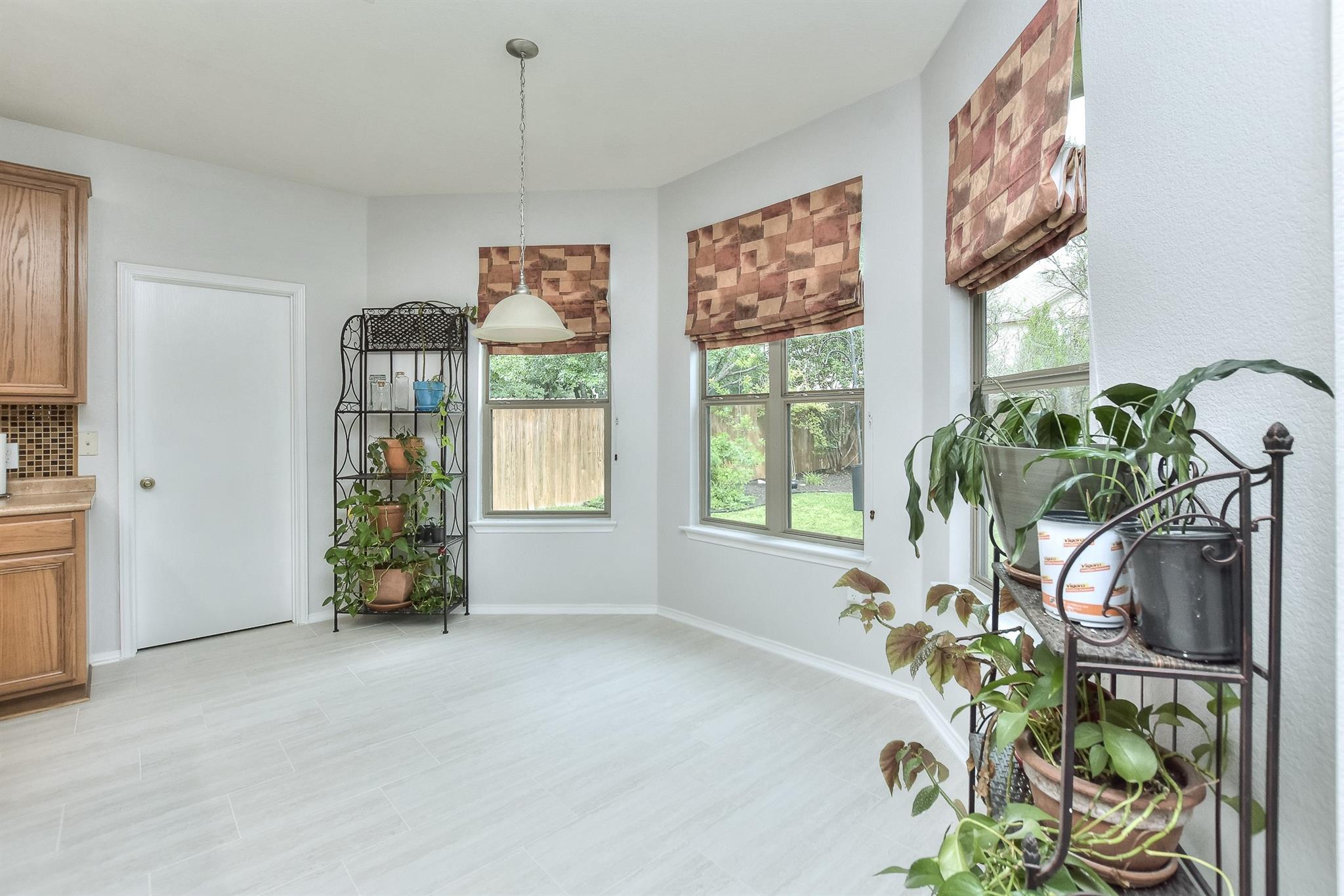 4913 Woodstock Drive Georgetown TX 78633
