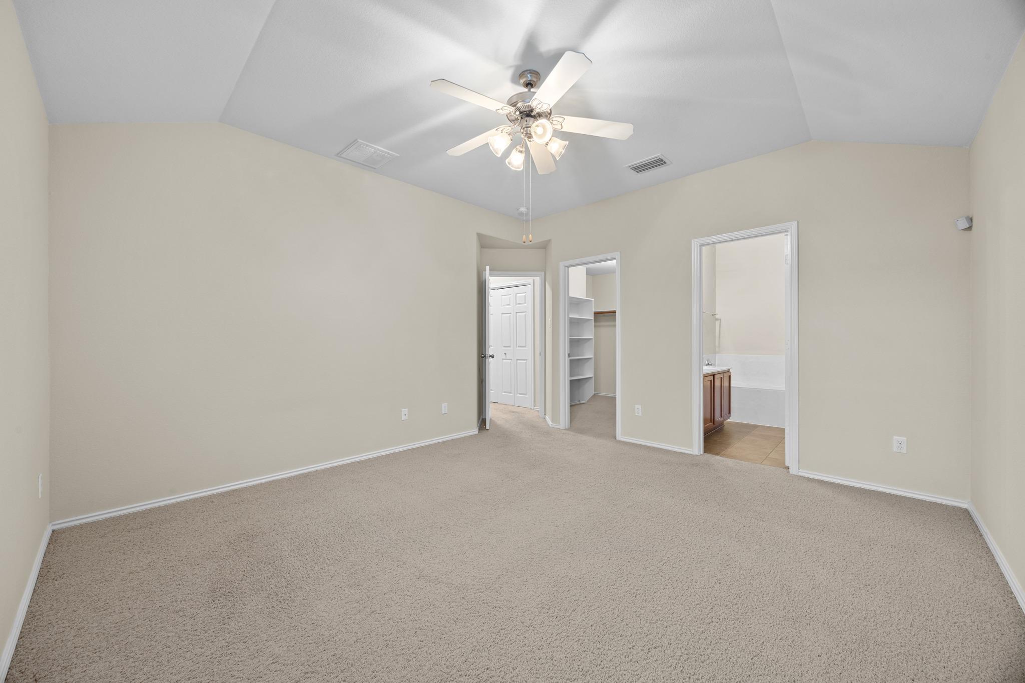 418 Nottingham Loop Kyle TX 78640
