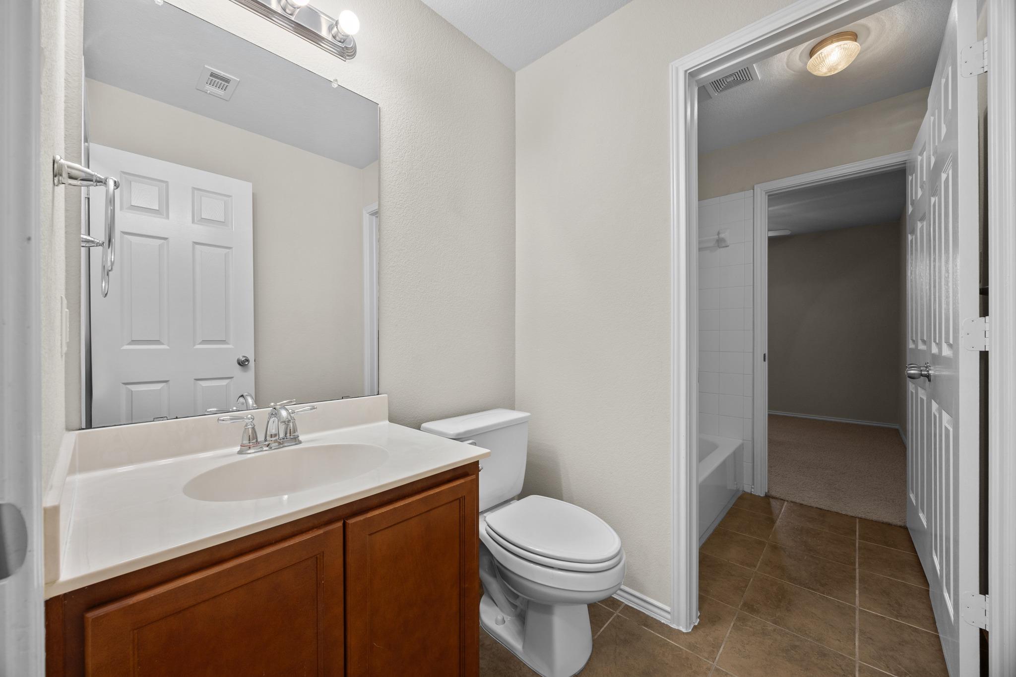 418 Nottingham Loop Kyle TX 78640