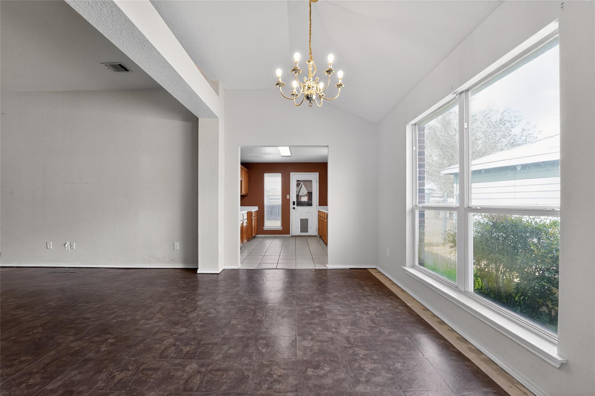 152 Eagle Drive Luling TX 78648