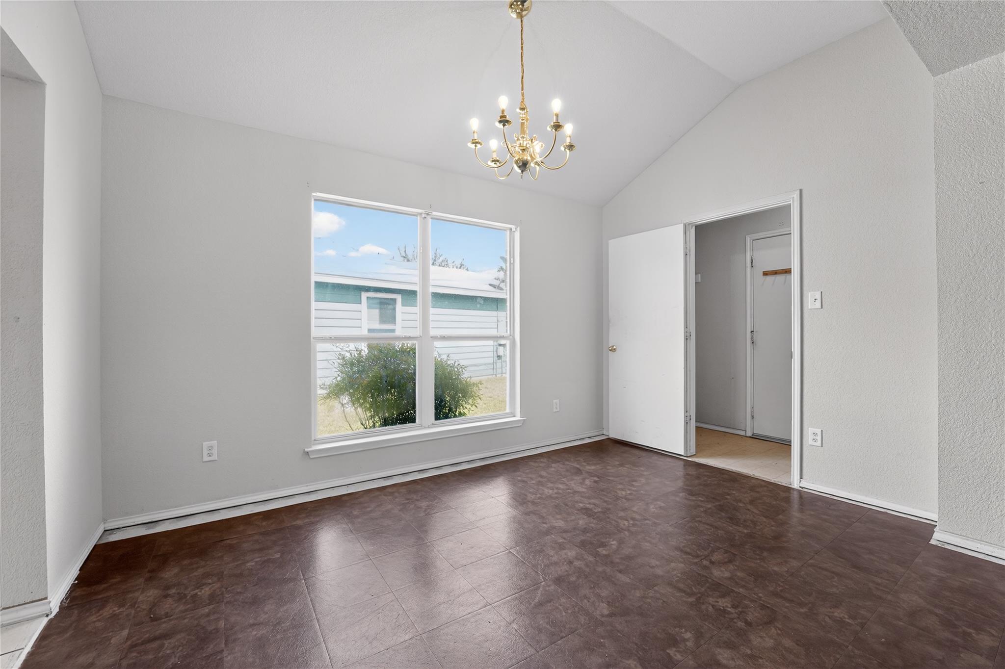 152 Eagle Drive Luling TX 78648
