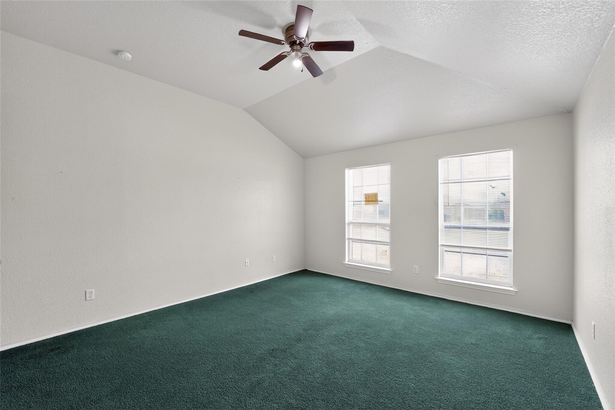 152 Eagle Drive Luling TX 78648