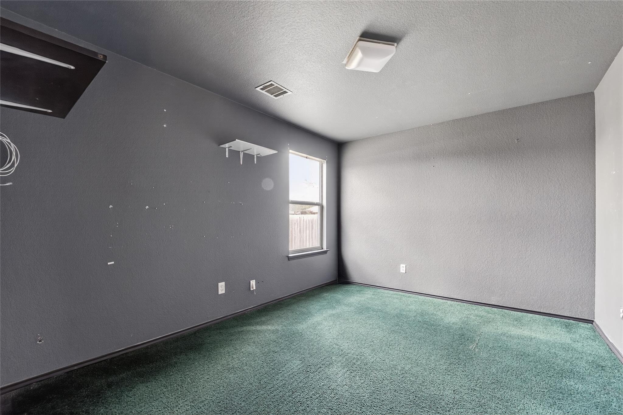 152 Eagle Drive Luling TX 78648