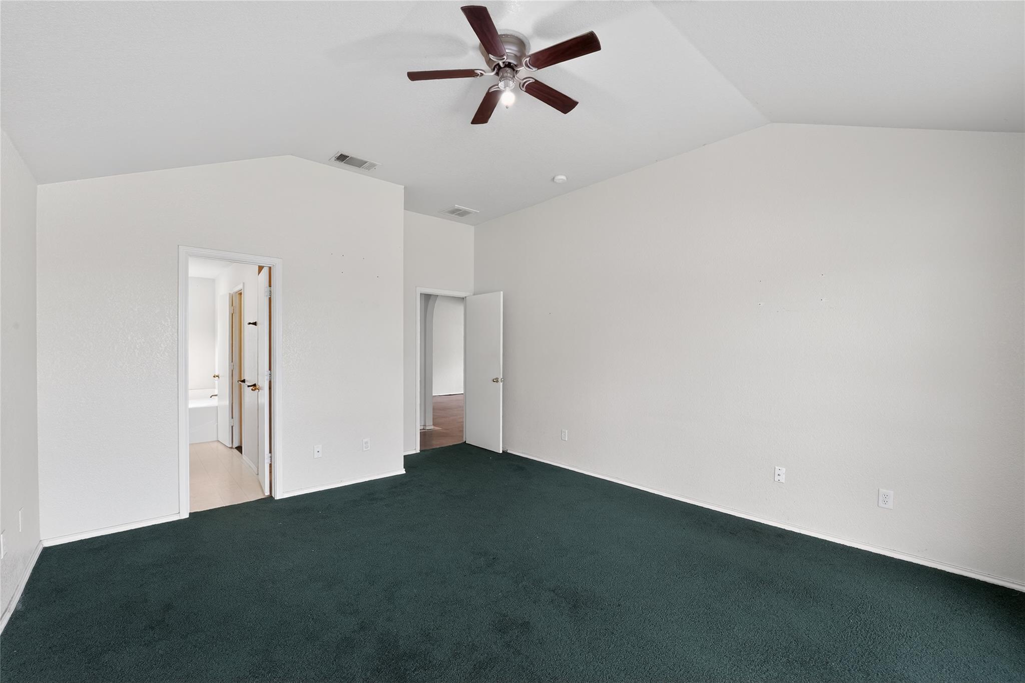 152 Eagle Drive Luling TX 78648