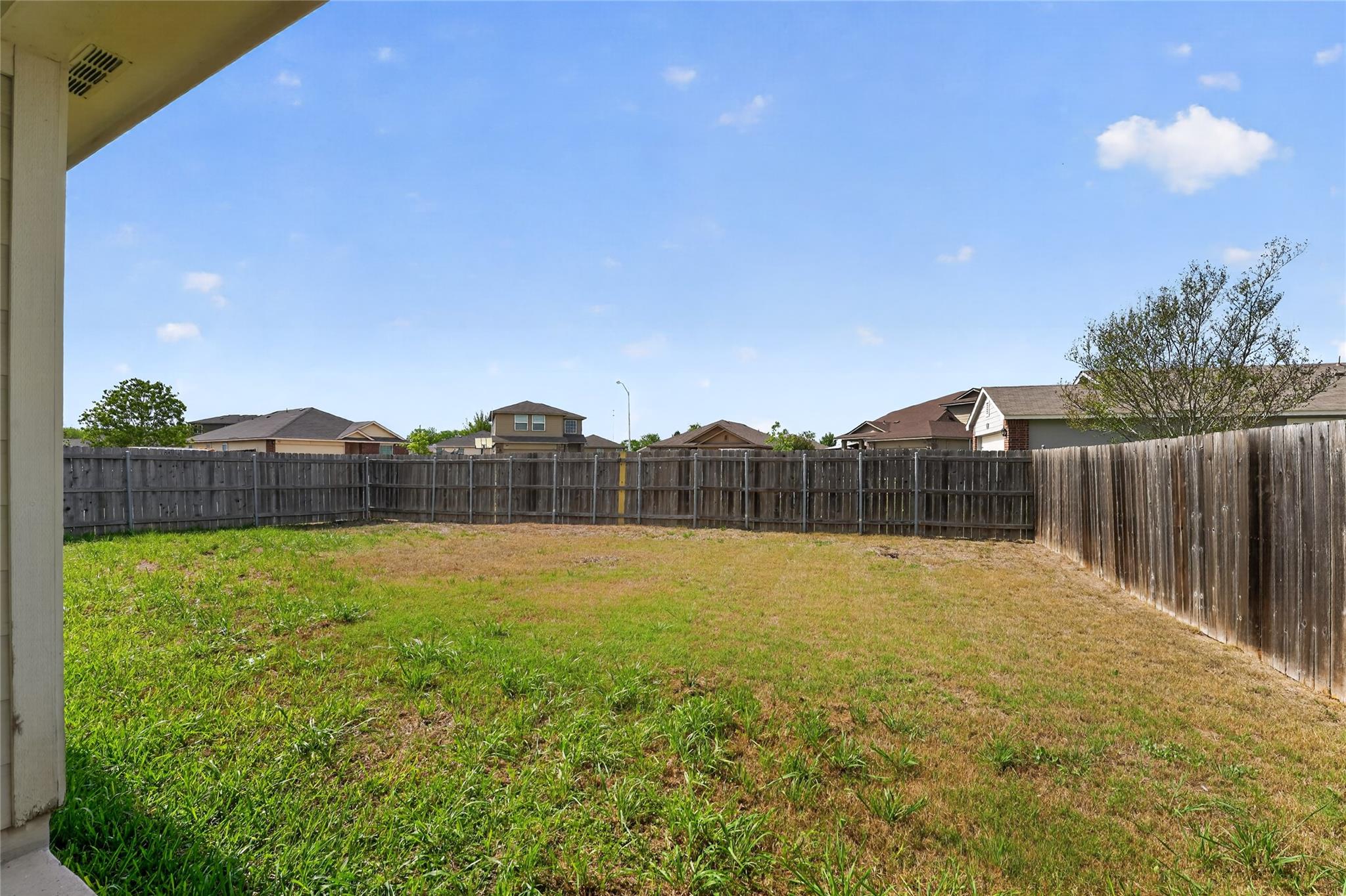 152 Eagle Drive Luling TX 78648