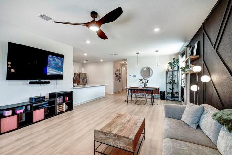 228 Greens Bayou Trail Hutto TX 78634