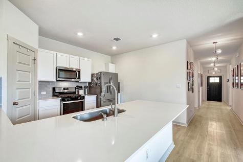 228 Greens Bayou Trail Hutto TX 78634