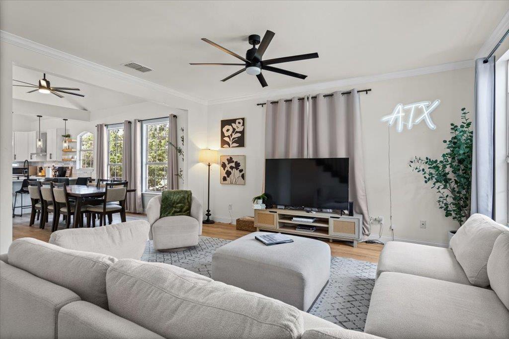 1201 S Garden Street Austin TX 78702