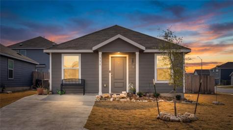 373 Cowpoke Drive Jarrell TX 76537