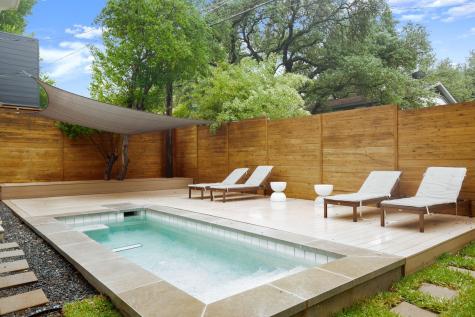 207 El Paso Street Austin TX 78704