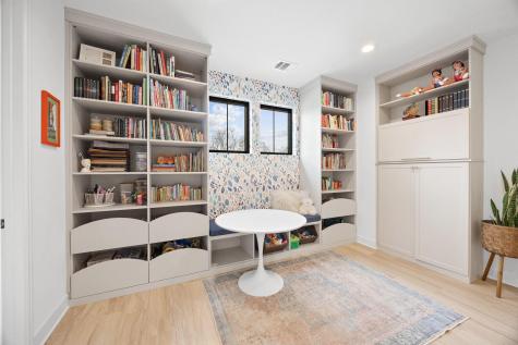 5317 Mccandless Street Austin TX 78756