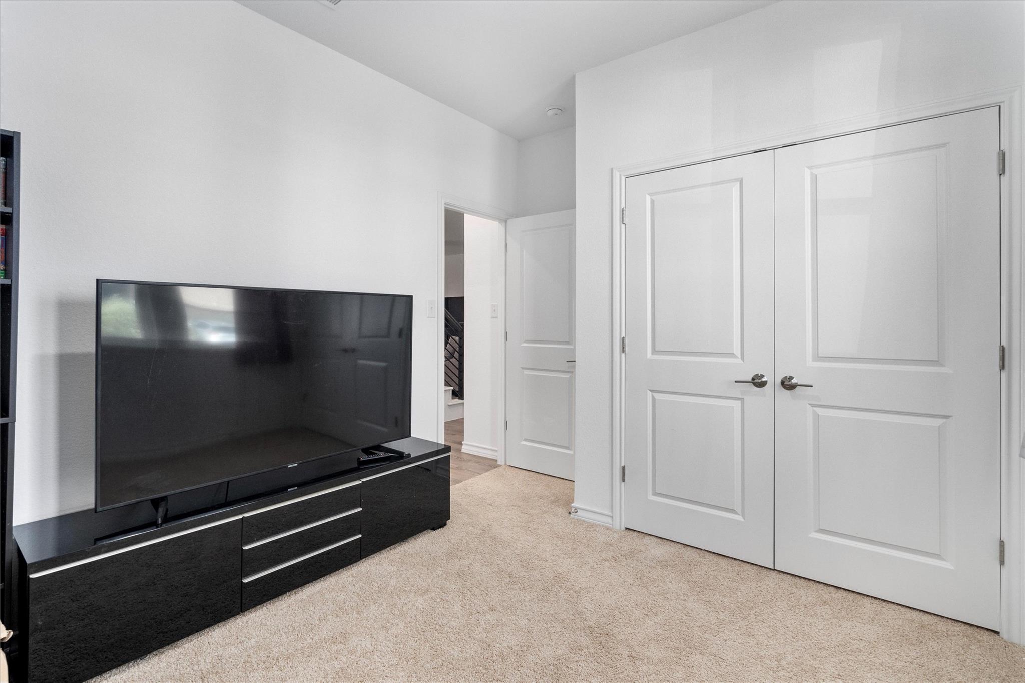 102 Gracie Way Hutto TX 78634