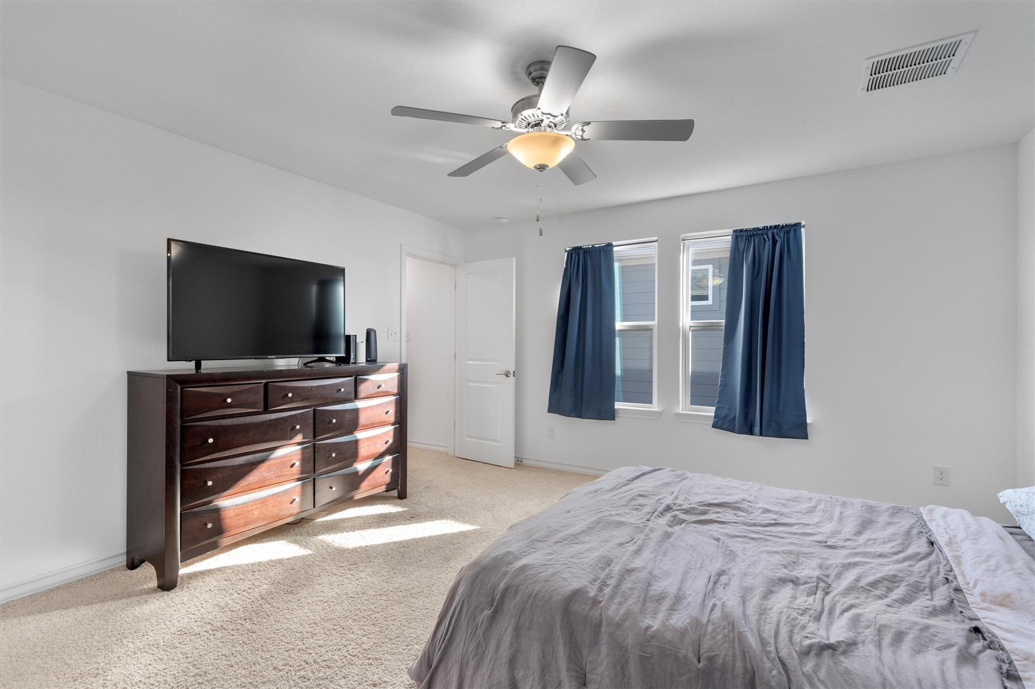102 Gracie Way Hutto TX 78634
