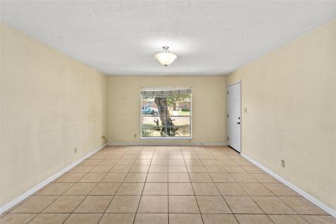 160 Gaeke Street Giddings TX 78942