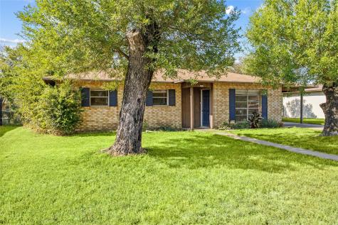 160 Gaeke Street Giddings TX 78942