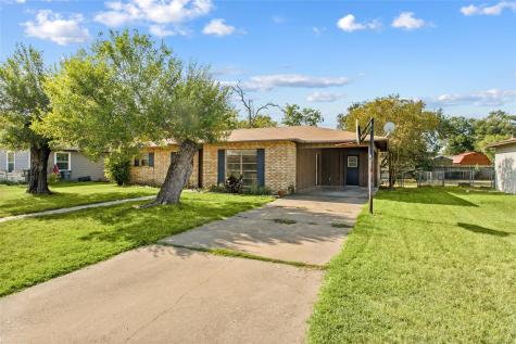160 Gaeke Street Giddings TX 78942