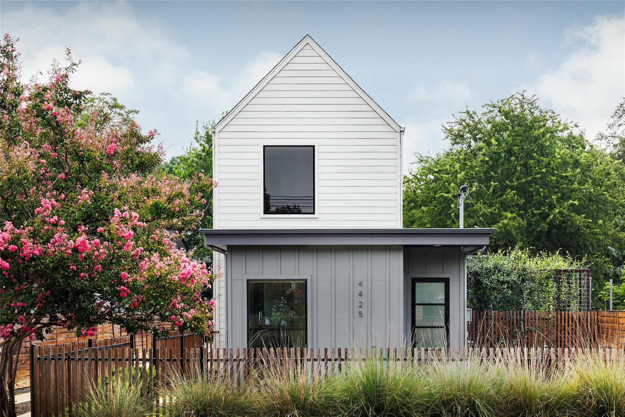4425 Jinx Avenue Austin TX 78745