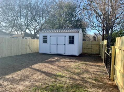 400 Washington Street Smithville TX 78957
