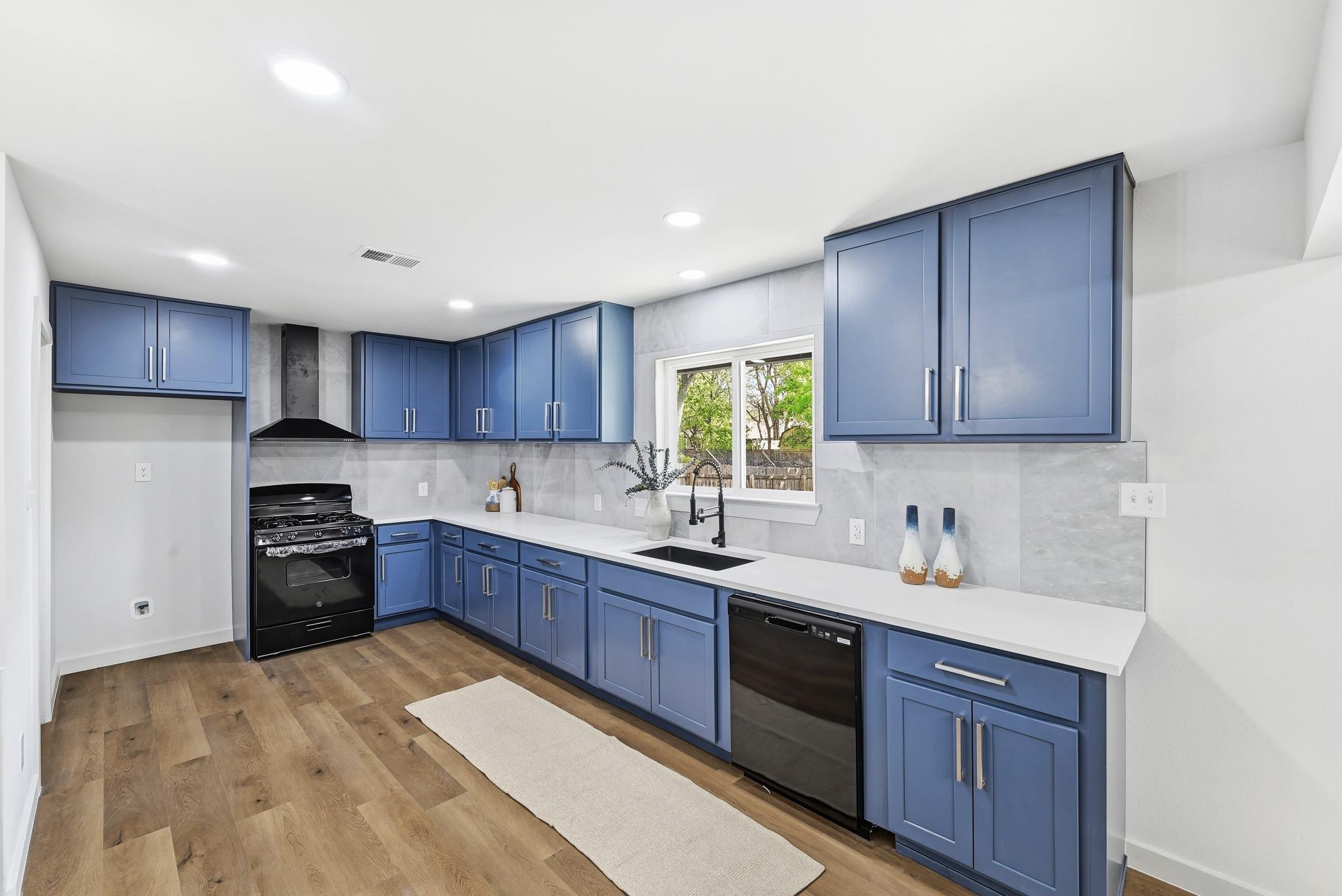 9801 Oak Hollow Drive Austin TX 78758
