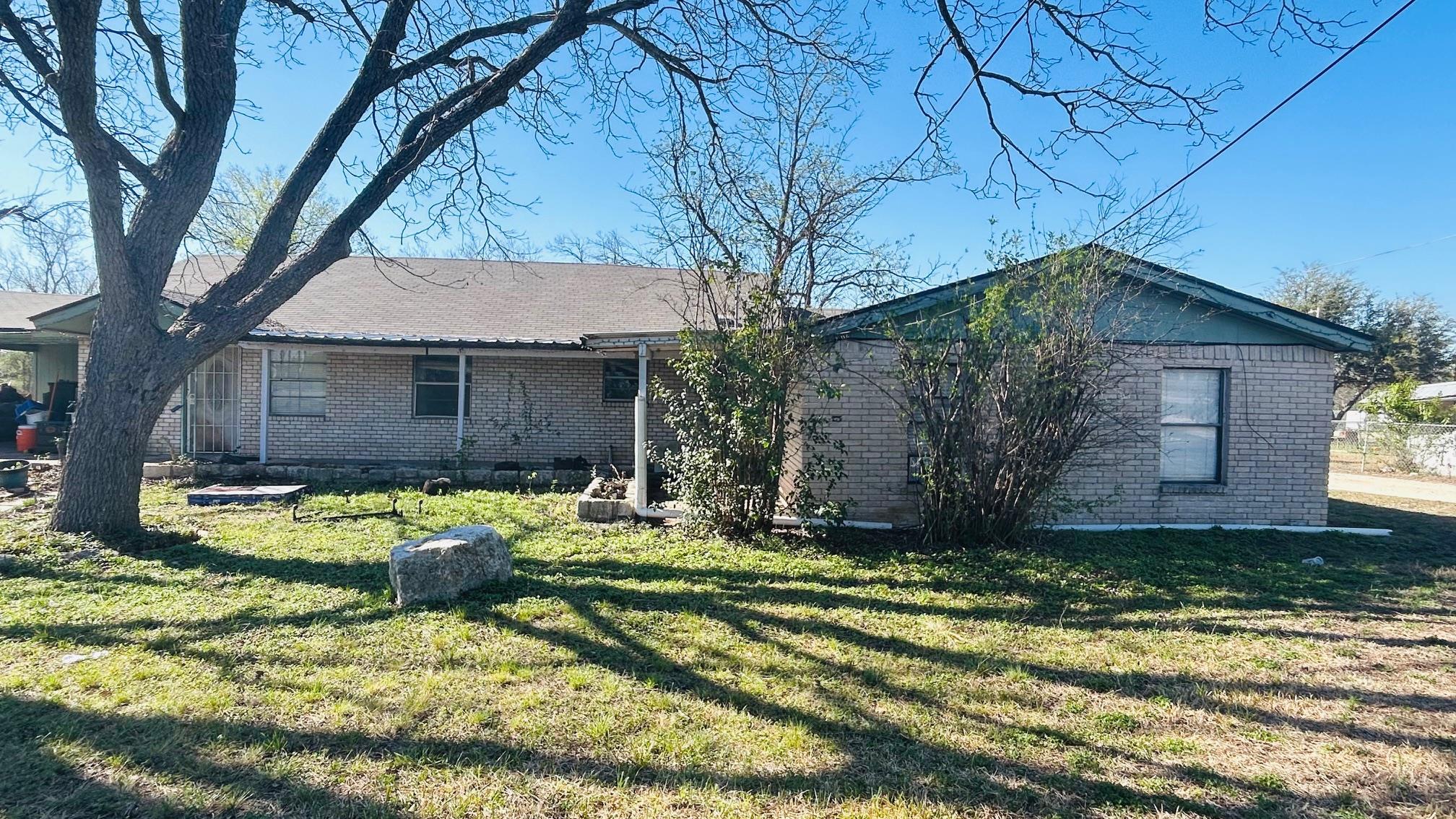 1120 W Goforth Road Buda TX 78610