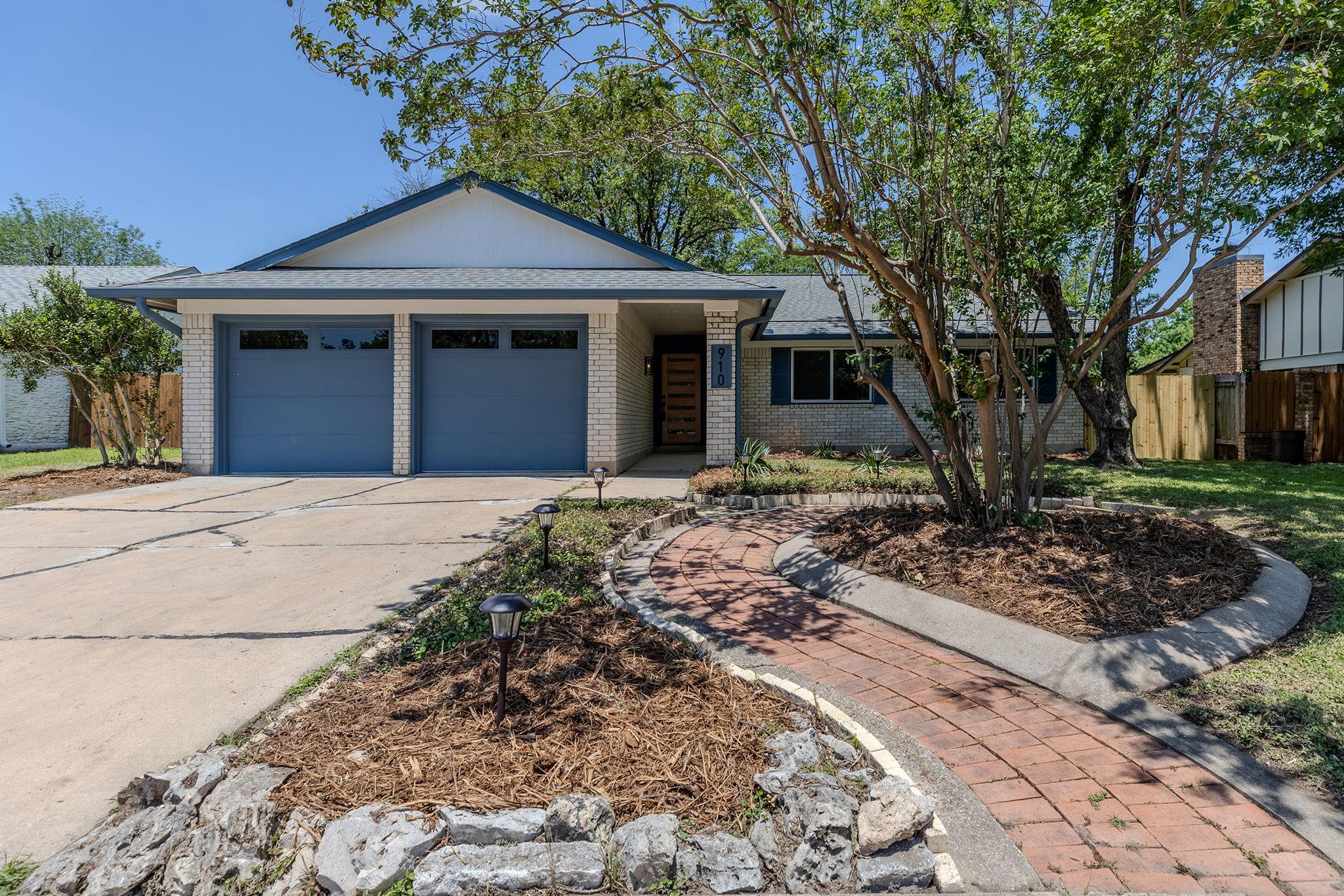 910 Cripple Creek Drive Austin TX 78758