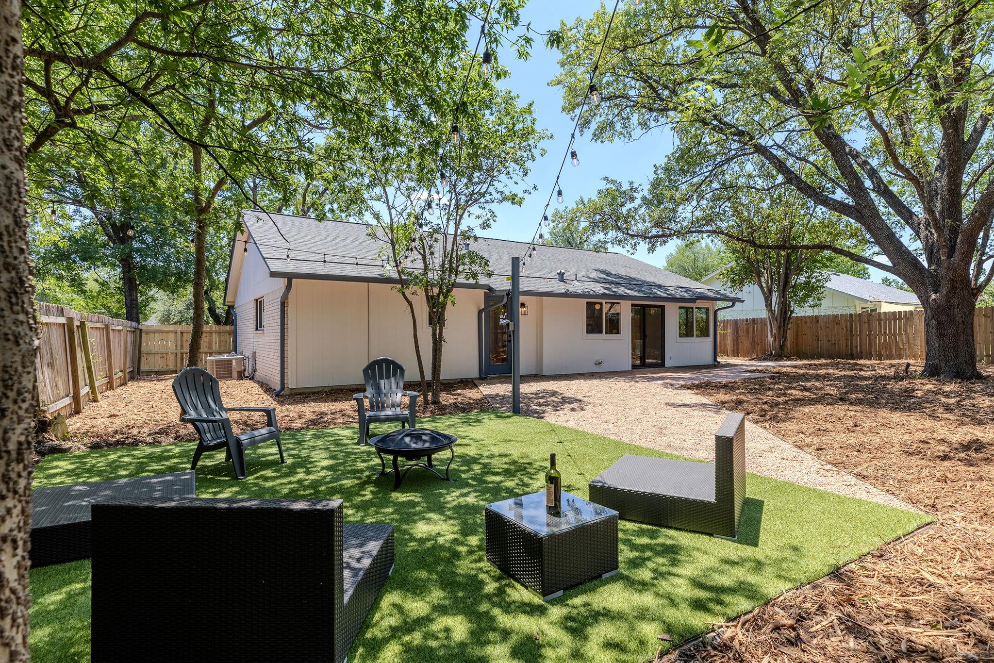 910 Cripple Creek Drive Austin TX 78758