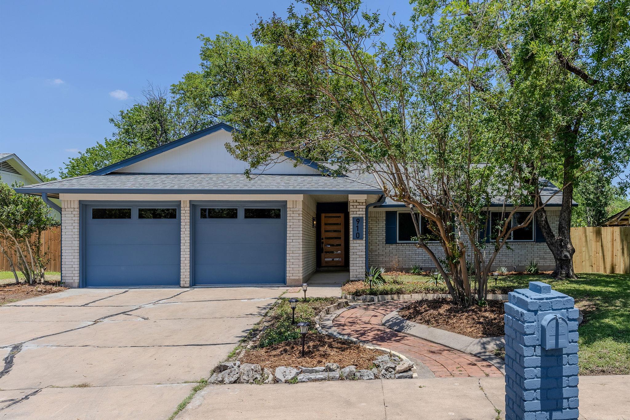 910 Cripple Creek Drive Austin TX 78758
