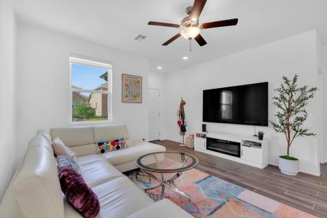 108 Watkinville Road Hutto TX 78634