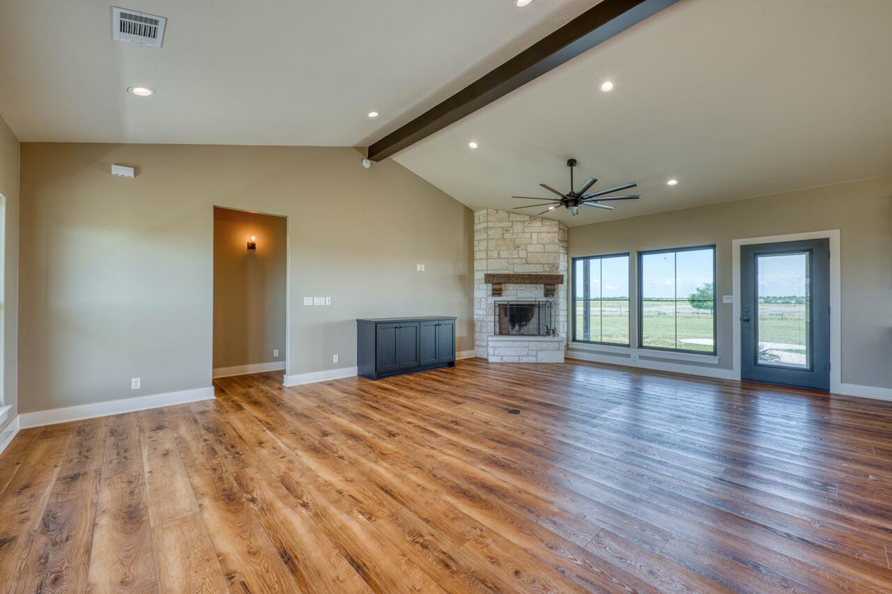 187 Lila Lane Bertram TX 78605