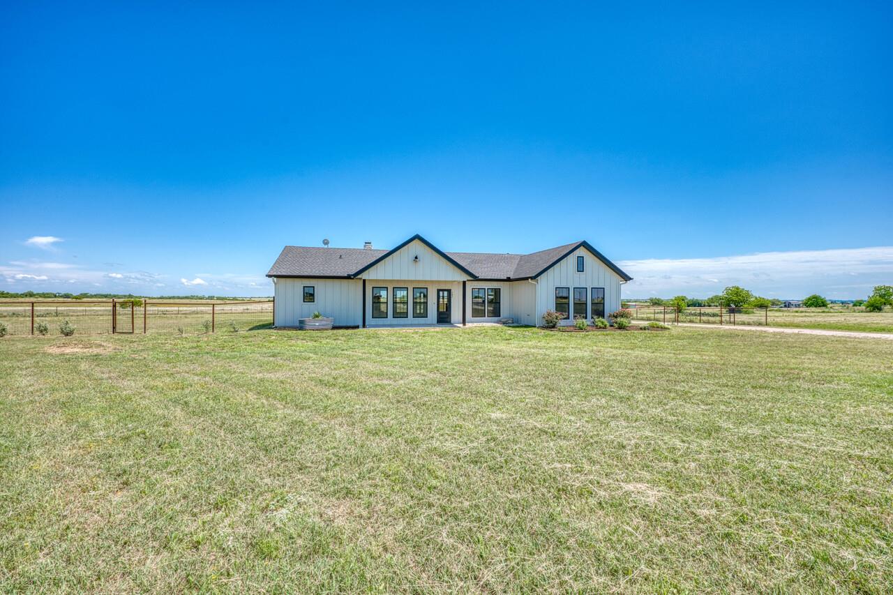 187 Lila Lane Bertram TX 78605