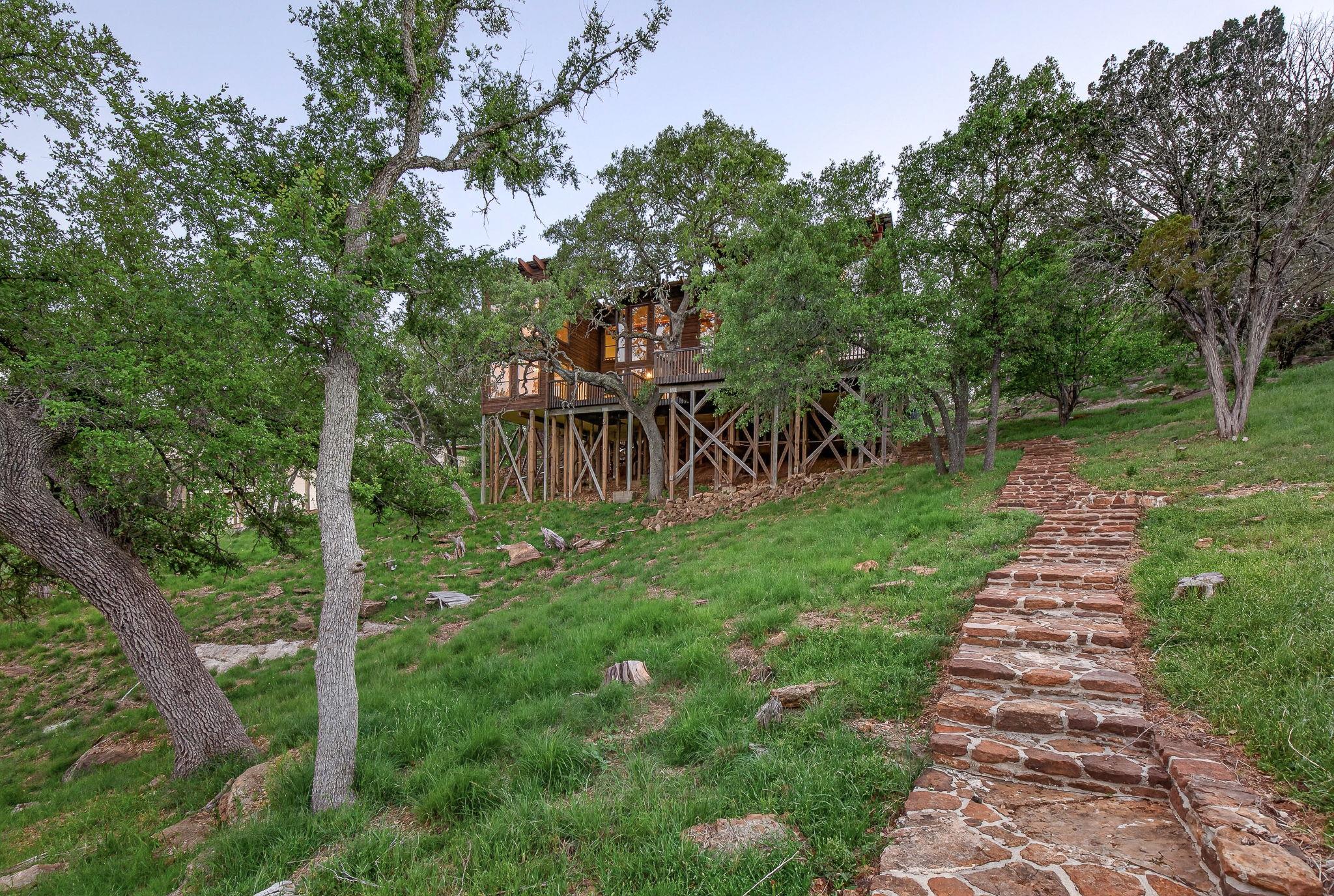 2512 Sunset Cliff Road Burnet TX 78611