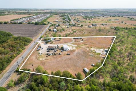 1000 Heidenreich Lane Kyle TX 78640
