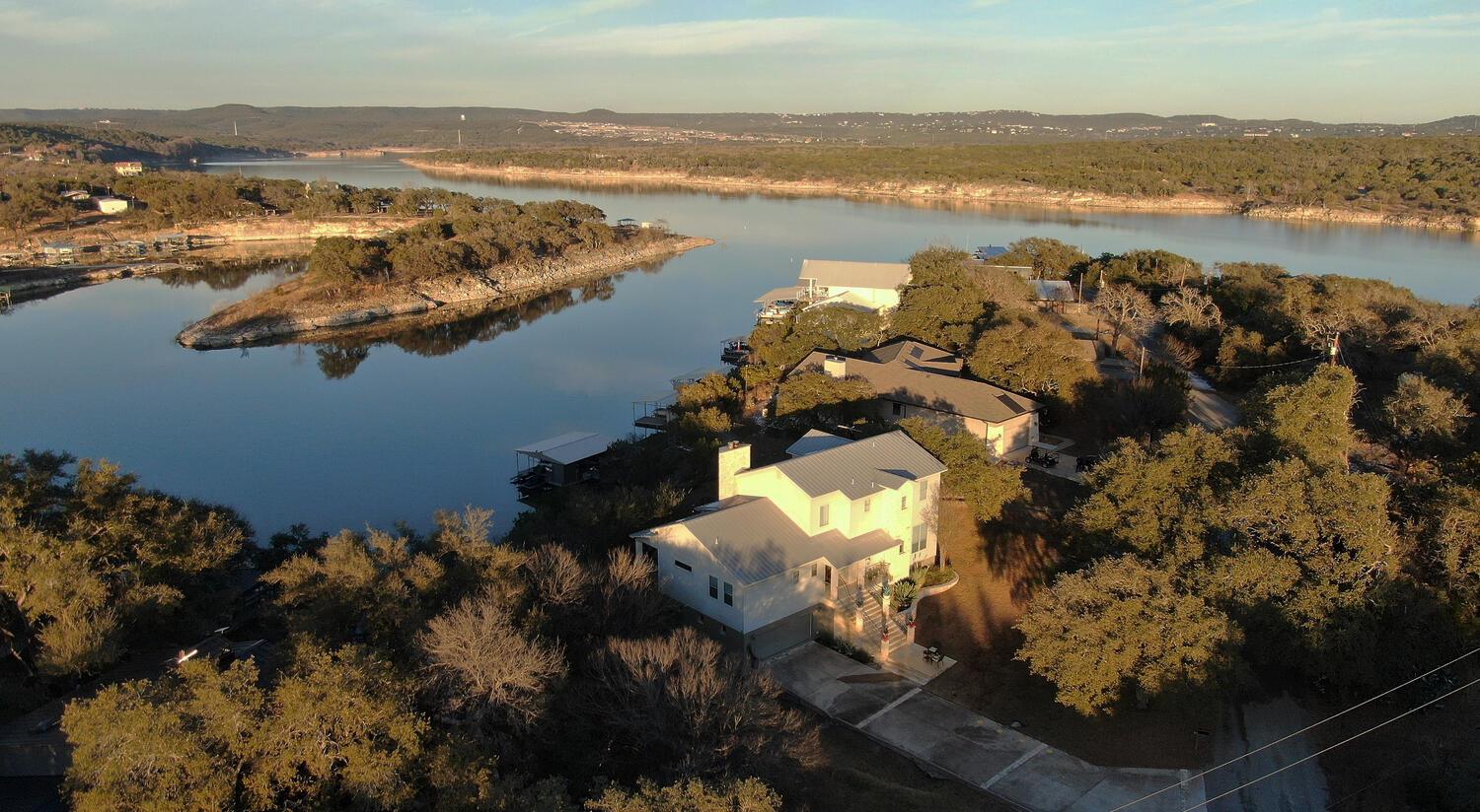 4834 Travis Oaks Drive Marble Falls TX 78654