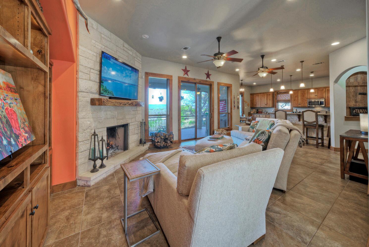 4834 Travis Oaks Drive Marble Falls TX 78654
