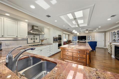 713 Mariner Lakeway TX 78734