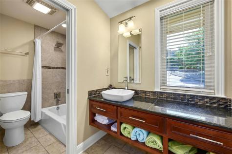 713 Mariner Lakeway TX 78734