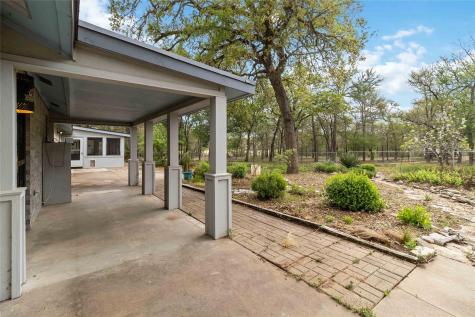 161 Shady Oaks Loop Cedar Creek TX 78612