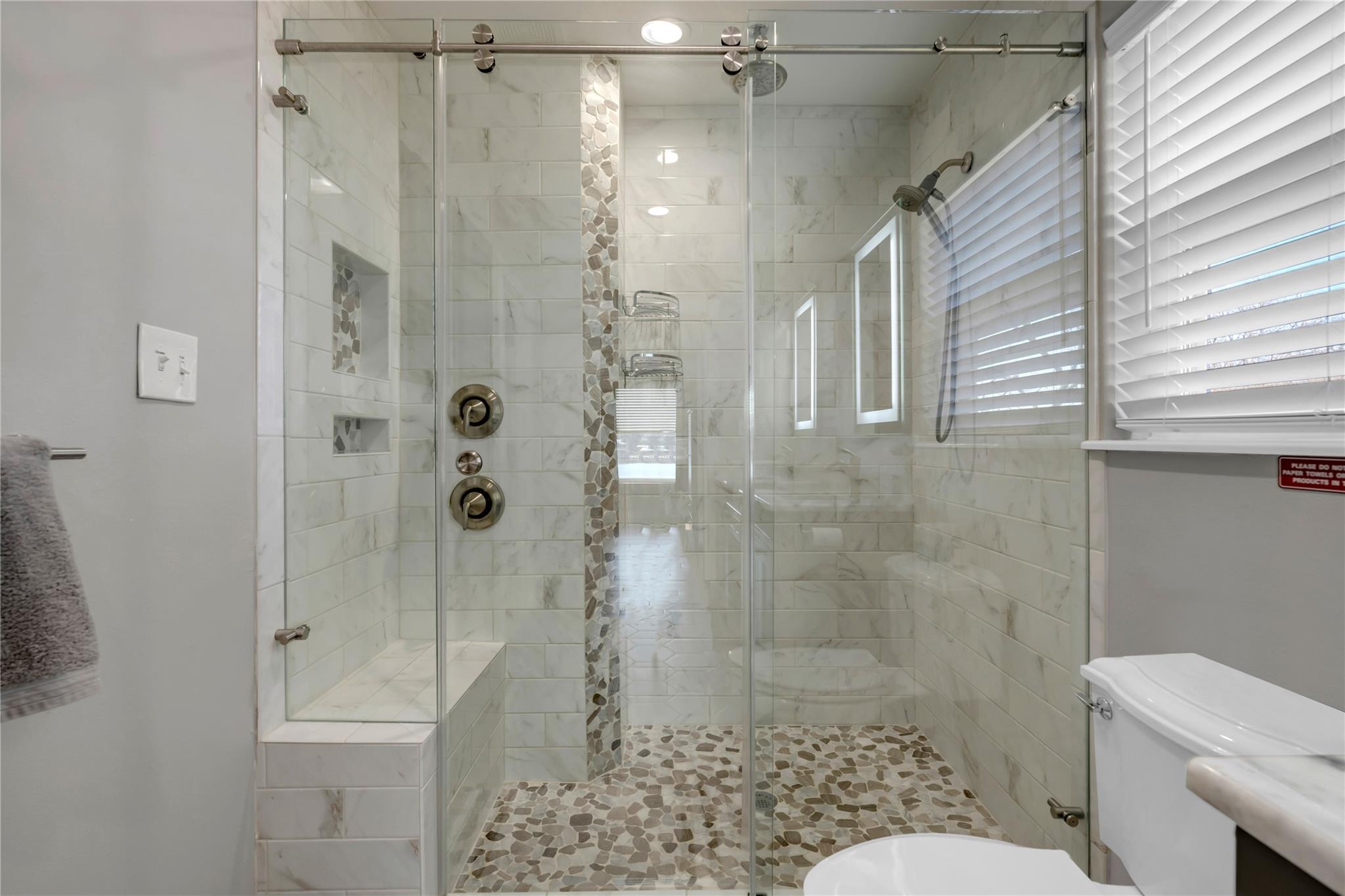 1846 Bluebonnet Lane Kingsland TX 78639