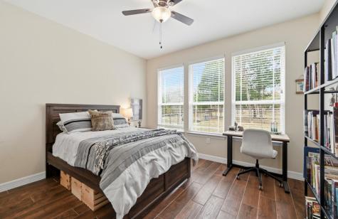 202 Cedar Hills Drive Elgin TX 78621