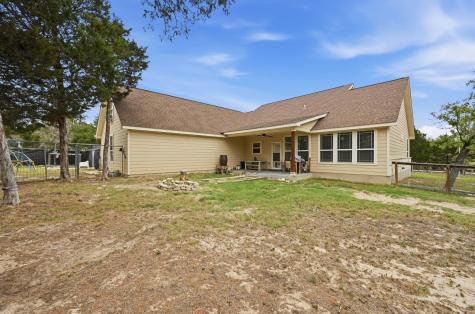 202 Cedar Hills Drive Elgin TX 78621