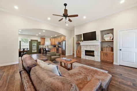 202 Cedar Hills Drive Elgin TX 78621