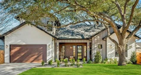 3104 Pinecrest Drive Austin TX 78757
