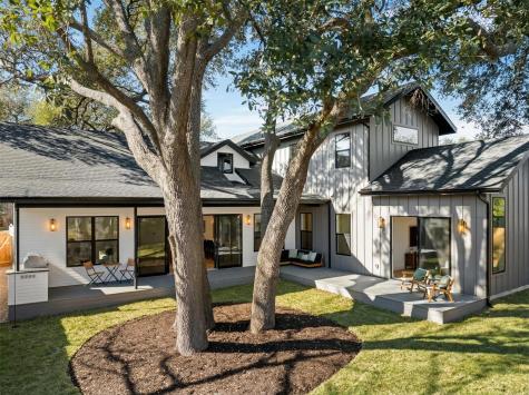 3104 Pinecrest Drive Austin TX 78757