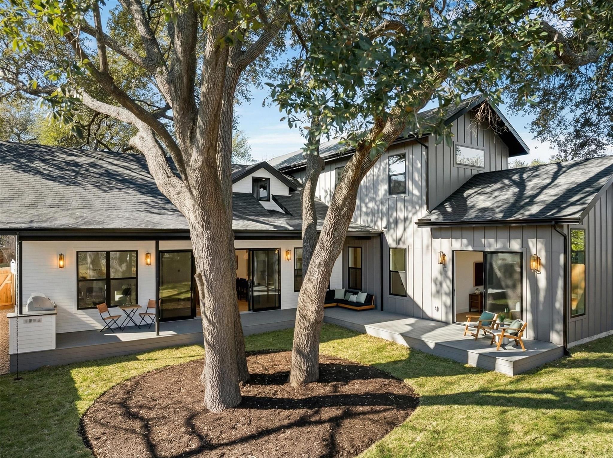 3104 Pinecrest Drive Austin TX 78757