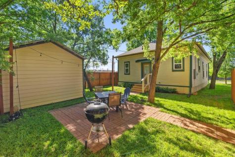 314 And 312 W 3rd Street Taylor TX 76574