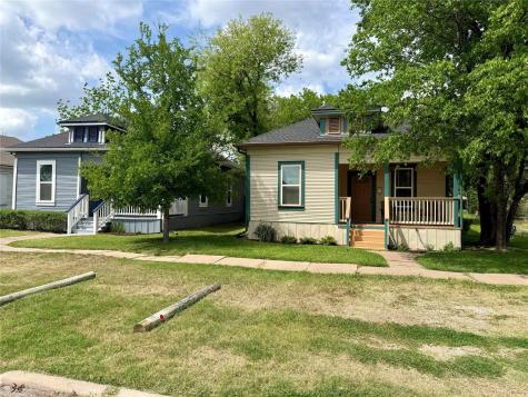 314 And 312 W 3rd Street Taylor TX 76574