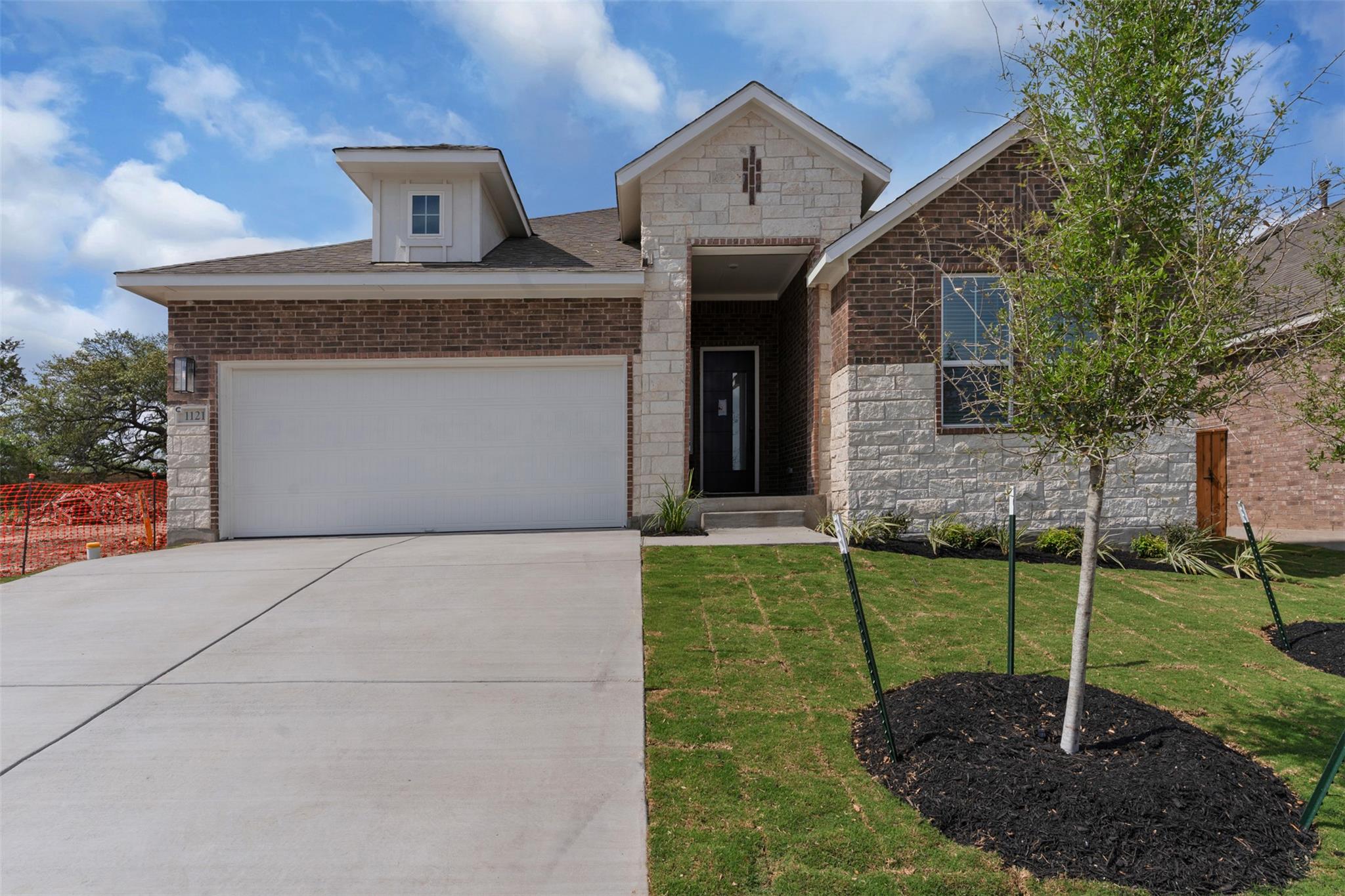 4742 Regents Place Round Rock TX 78665