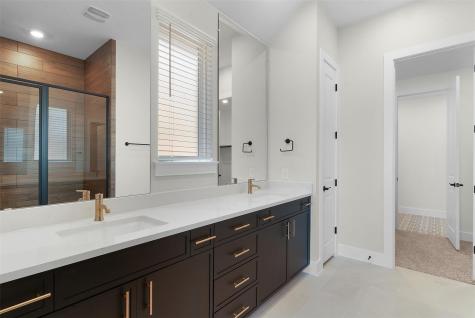 4742 Regents Place Round Rock TX 78665