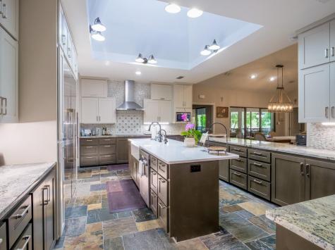 313 Meadowlakes Drive Meadowlakes TX 78654